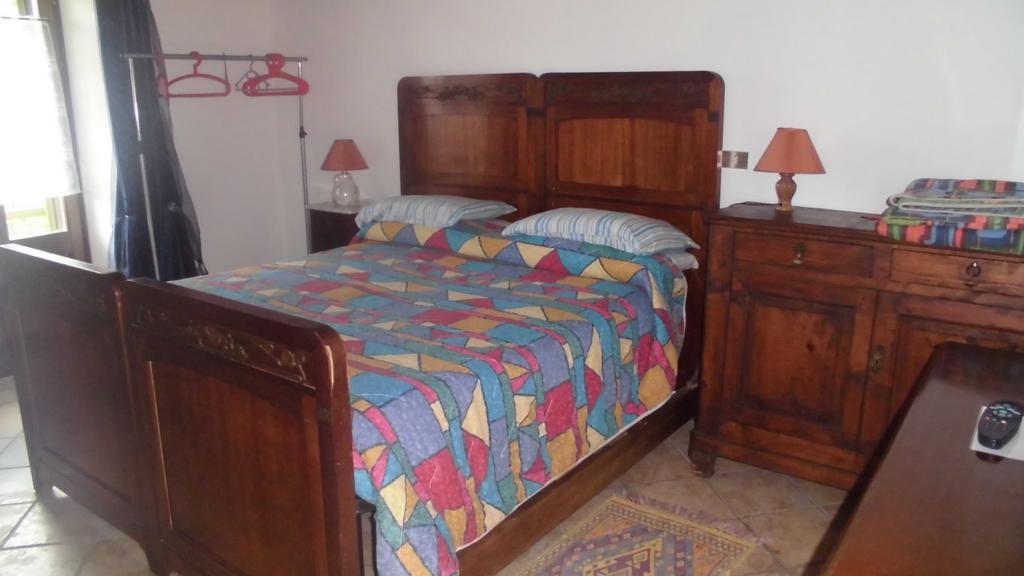 Agriturismo Fiorendo Pinerolo Bagian luar foto